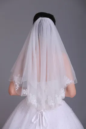 Attractive Two-Tier Elbow Length Bridal Veils With Applique