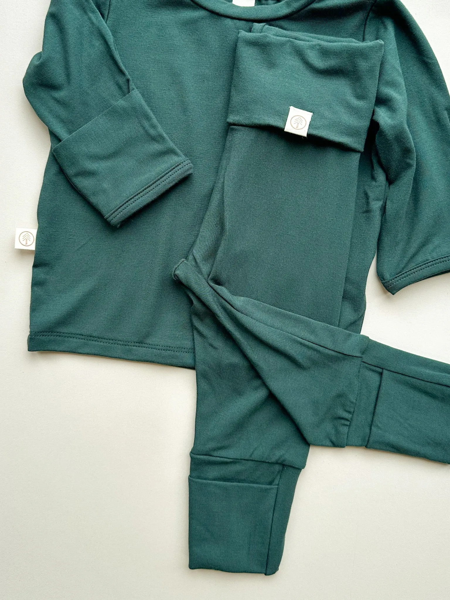 Long Sleeve T-shirt with Mittens | Baby & Toddler | Luxury Bamboo | Pine