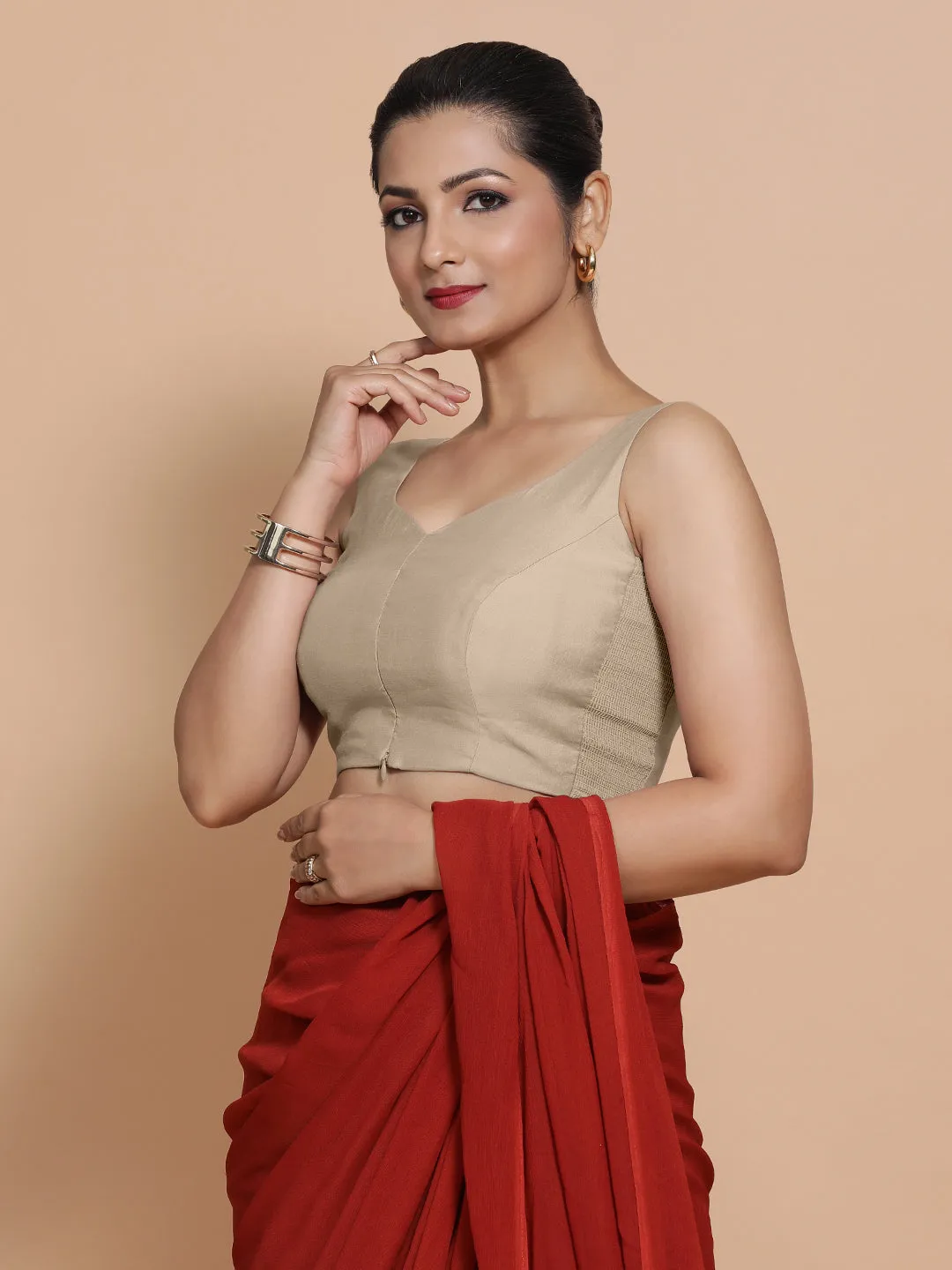 Nitya x Rozaana | Sleeveless Saree Blouse in Oyster Grey