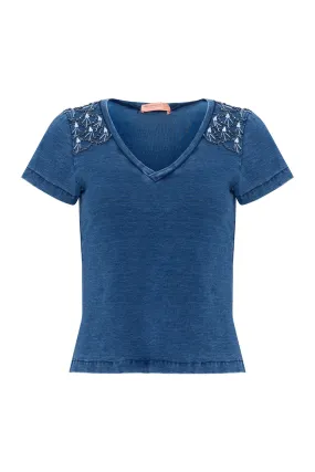 T- Shirt Denim Bordada nos Ombros