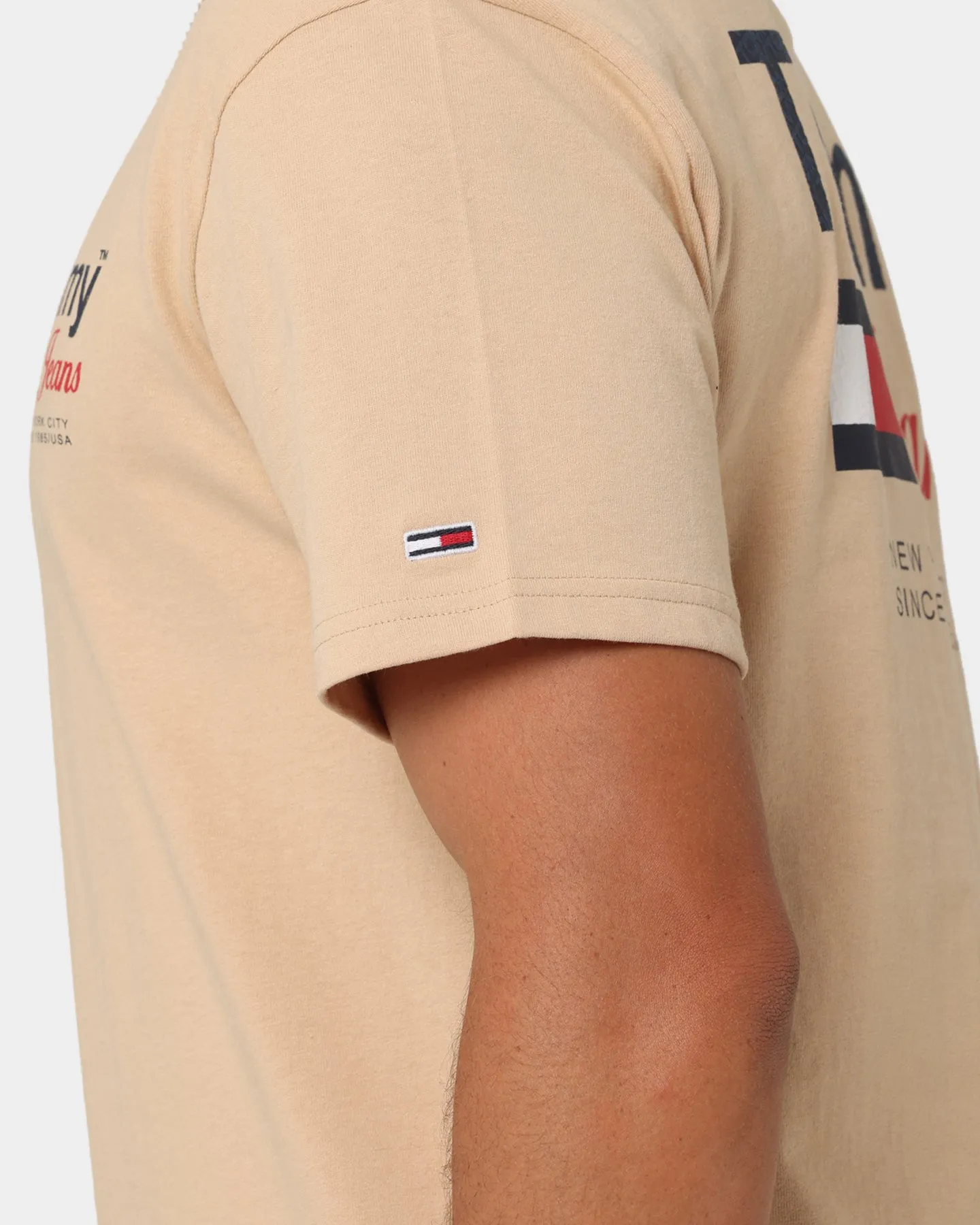 Tommy Jeans TJM Classic Athletic Back Logo T-Shirt Trench